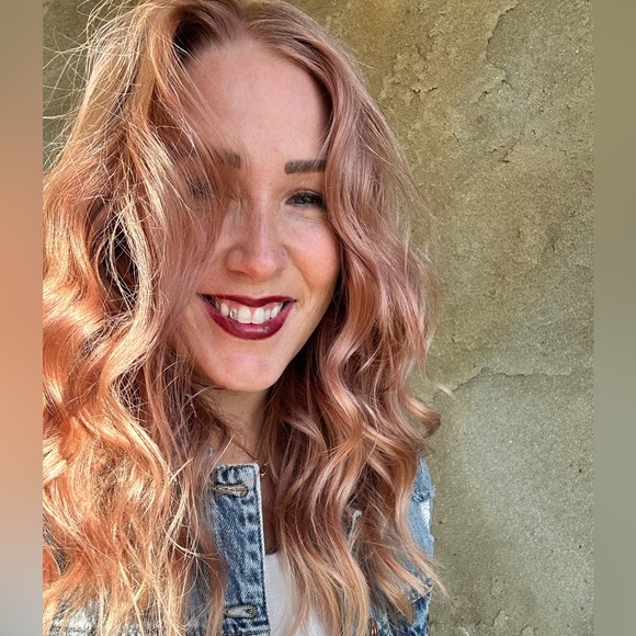 Leah Inspired ✨ Multi-passionate Mompreneur - Picture 3 of 6